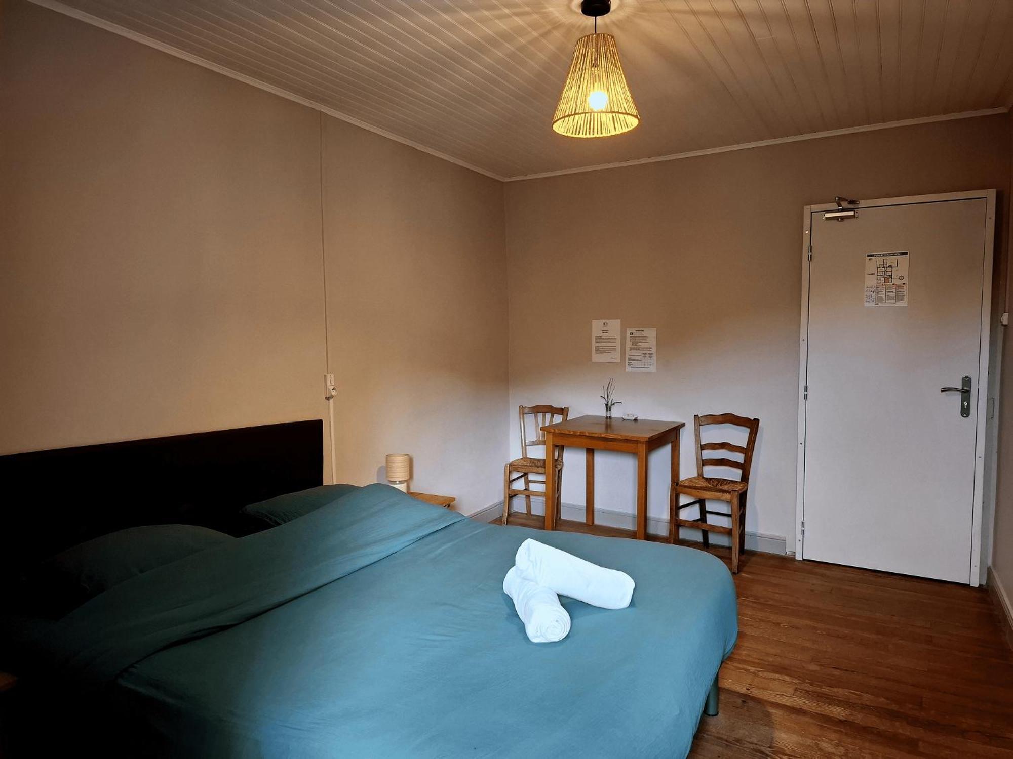 Auberge Arthea Laviolle Δωμάτιο φωτογραφία