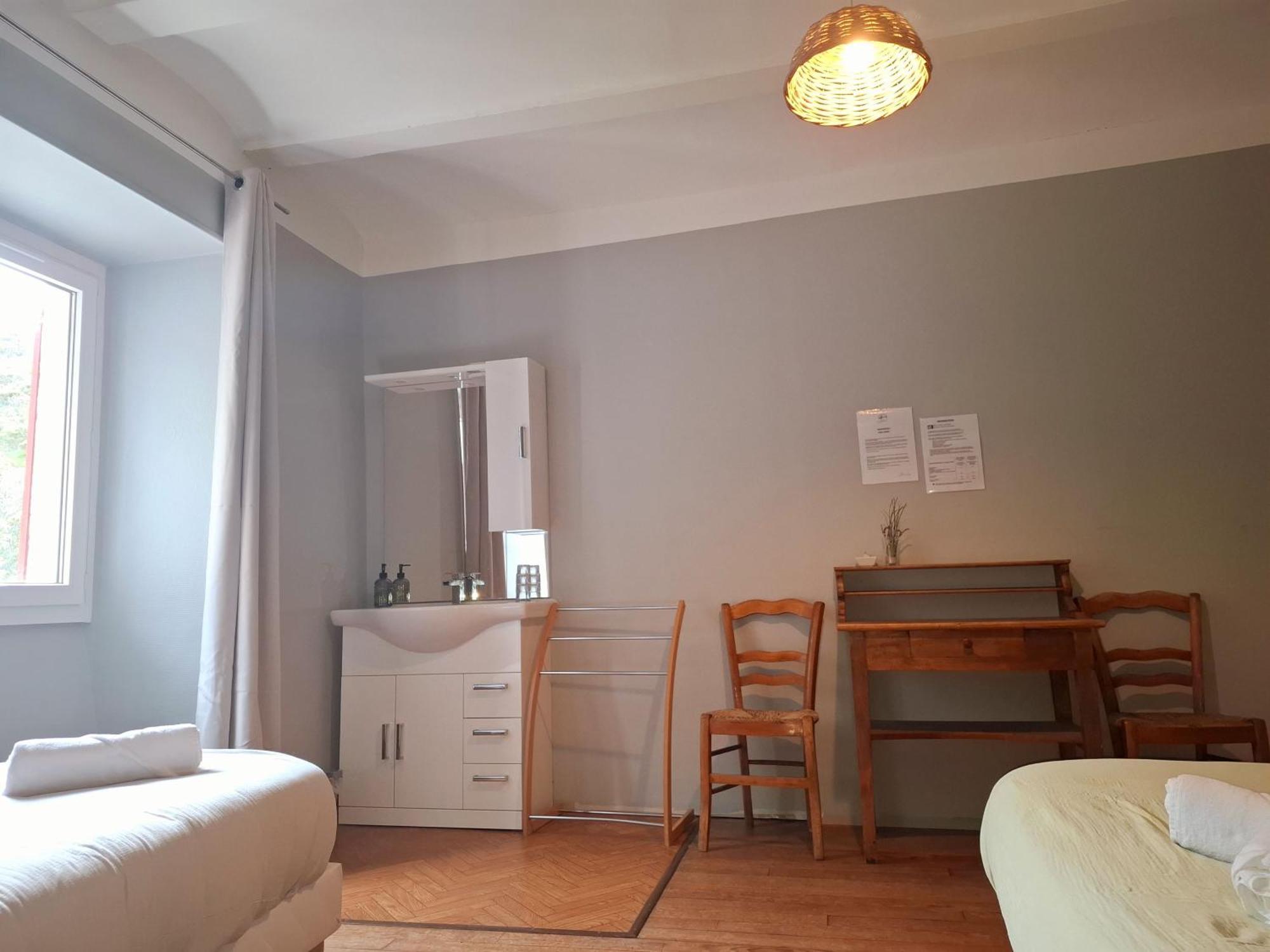 Auberge Arthea Laviolle Δωμάτιο φωτογραφία