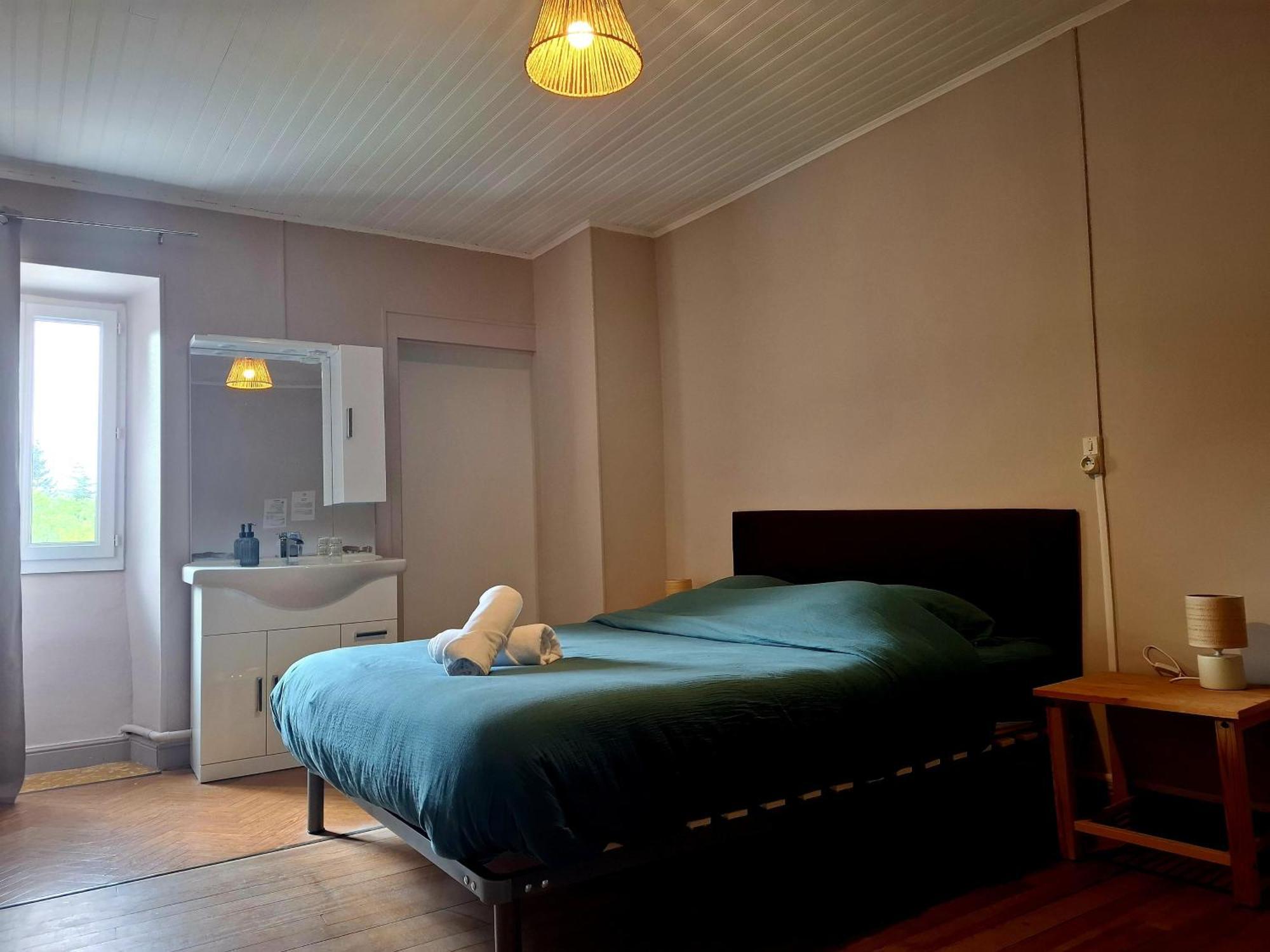 Auberge Arthea Laviolle Δωμάτιο φωτογραφία